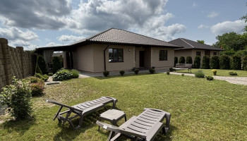 Котеджі FEST HOUSE